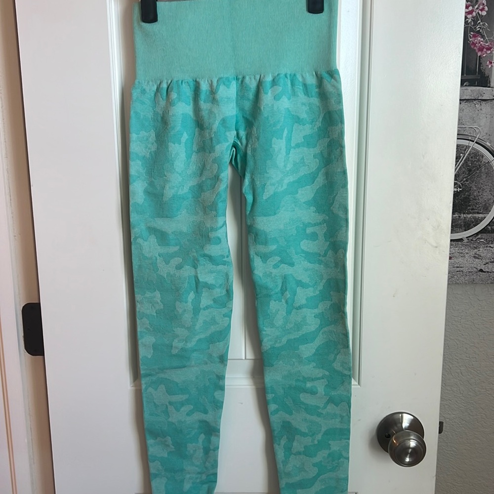 NVGTN Camo Leggings